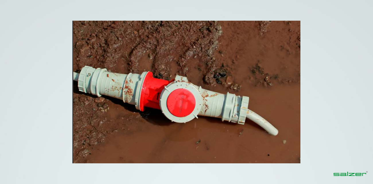 Salzer plug & socket in Nashik